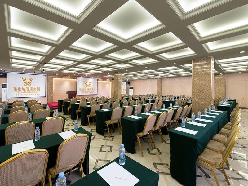Vienna Hotel Kanton Zewnętrze zdjęcie