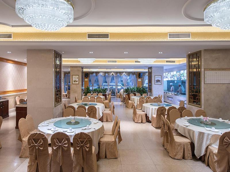 Vienna Hotel Kanton Zewnętrze zdjęcie