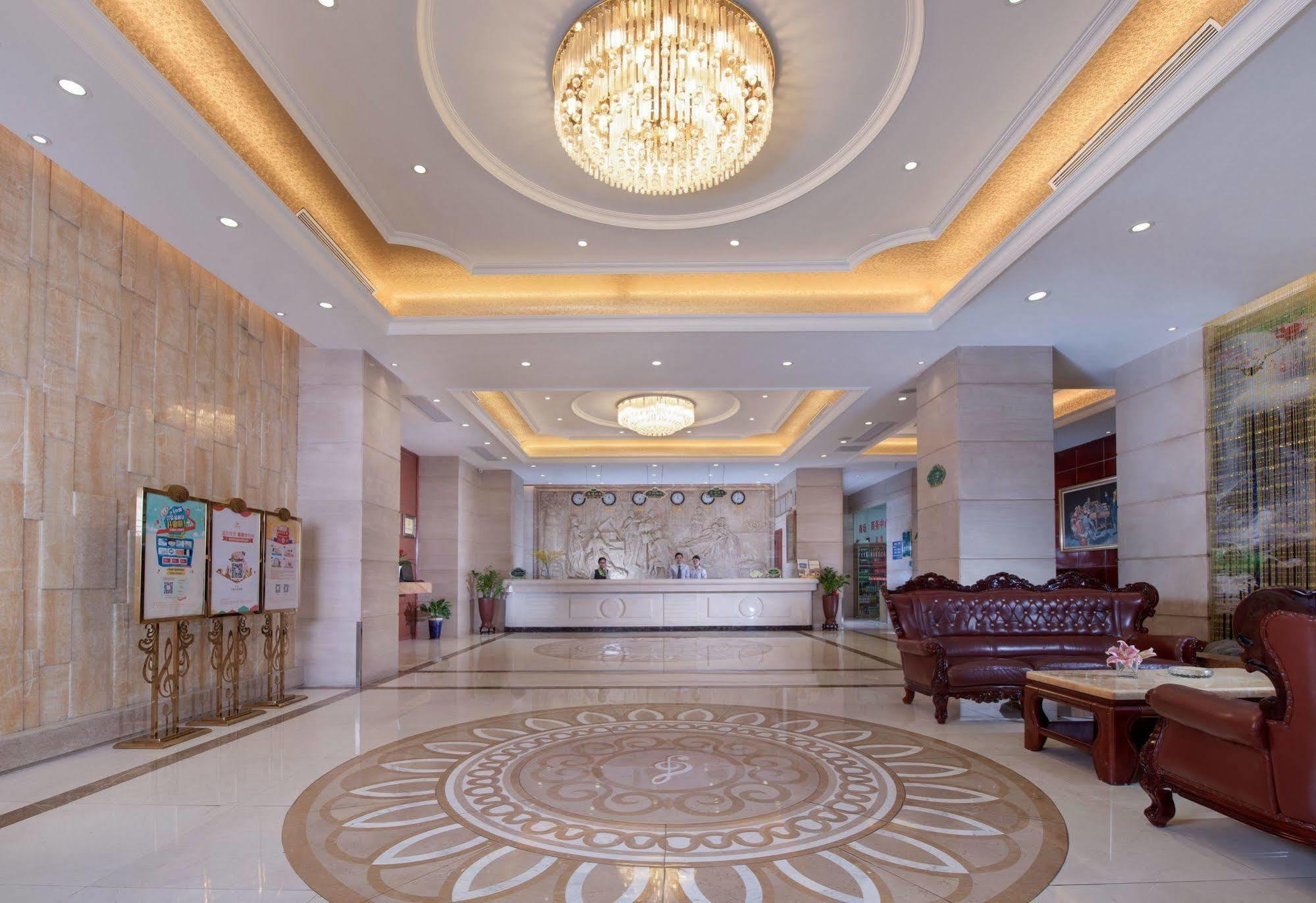 Vienna Hotel Kanton Zewnętrze zdjęcie